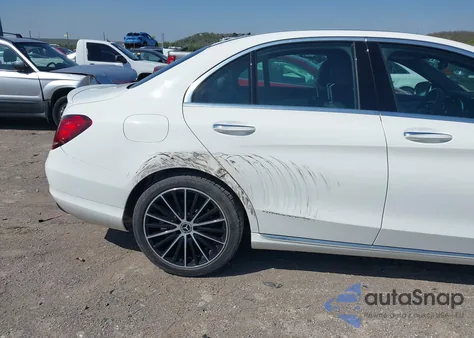 2019 Mercedes-Benz C 300 из США, поврежденный, VIN 55SWF8DB4KU285419